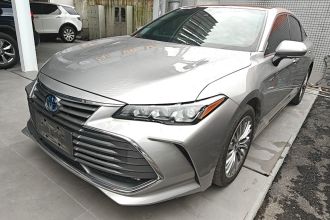 丰田 亚洲龙 2019款 双擎 2.5L XLE尊贵版 国VI