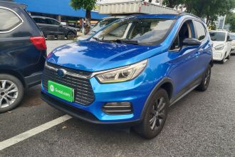 比亚迪 元新能源 2019款 EV360 智联领尚型