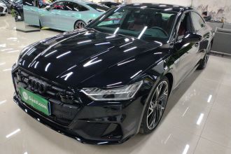 奥迪A7L 2023款 55 TFSI quattro S-line 黑武士版