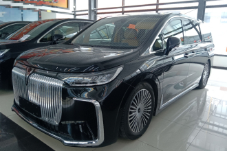 岚图汽车 岚图梦想家 2025款 PHEV 四驱旗舰鲲鹏版