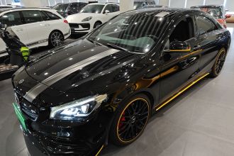 奔驰CLA AMG 2017款 AMG CLA 45 4MATIC 暗夜雷霆限量版