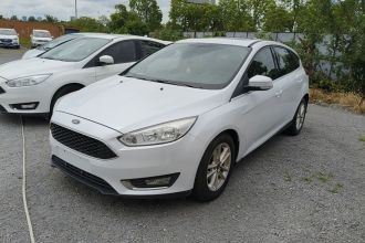 福特 福克斯 2017款 两厢 EcoBoost 180 自动精英型