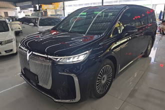 岚图汽车 岚图梦想家 2025款 PHEV 四驱尊贵鲲鹏版