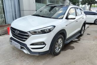 现代 途胜 2015款 1.6T 双离合两驱智能型