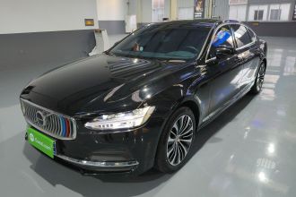 沃尔沃S90 2024款 B5 智逸豪华版