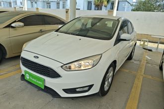 福特 福克斯 2017款 两厢 1.6L 自动舒适型智行版