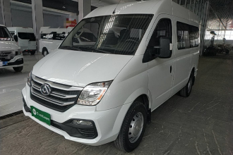 上汽大通MAXUS 新途V80 2024款 傲运通超值版 6MT 短轴中顶127Ps 5/6座