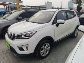 长安CS15 2016款 1.5L 手动时尚版