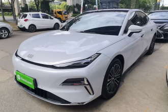 吉利银河 银河星耀8 2025款 130km EM-i 尊享版