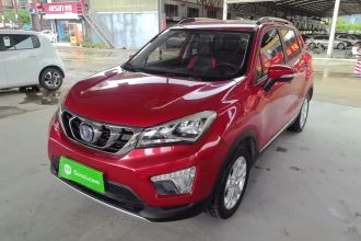 长安CS15 2016款 1.5L 自动时尚版