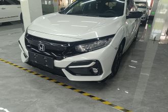 本田 思域 2021款 HATCHBACK 220TURBO CVT潮酷控