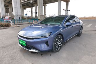 宝骏享境 2025款 插混 140km豪华版