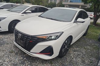 长安 逸动 2022款 PLUS 蓝鲸NE 1.4T GDI DCT旗舰版