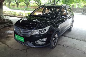宝骏560 2016款 1.5T 手动豪华型