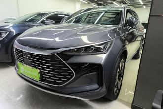 比亚迪 唐新能源 2022款 DM-p 215KM 四驱旗舰型