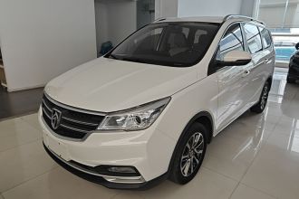 宝骏730 2021款 1.5T CVT时尚型 7座
