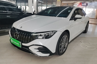 奔驰EQE 2022款 350 豪华版