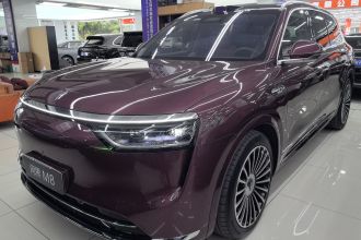 鸿蒙智行 问界M8 2025款 增程 Ultra版 53.4kWh 5座版 (192线激光雷达）