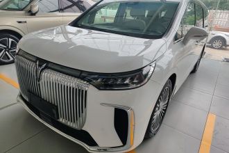 岚图汽车 岚图梦想家 2025款 PHEV 四驱旗舰鲲鹏版