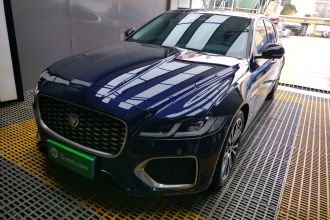 捷豹XFL 2021款 XFL 2.0T P250 两驱尊享豪华版