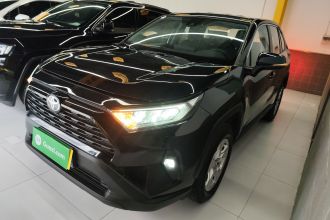 丰田 RAV4荣放 2023款 2.0L CVT两驱都市版