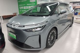 小鹏X9 2026款 增程 1602 Ultra