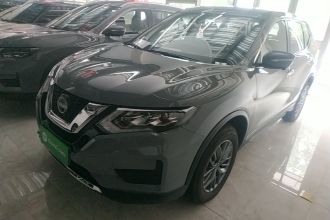 日产 奇骏 2025款 荣誉 2.0L 两驱领先版