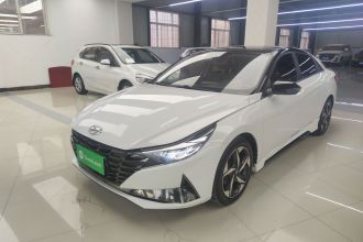 现代 伊兰特 2021款 1.5L CVT LUX尊贵版