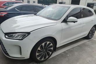 鸿蒙智行 问界M5 2022款 增程四驱至臻版