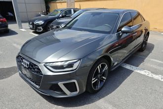 奥迪A4L 2020款 40 TFSI quattro 豪华动感型