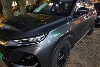 长安CS75 2026款 PRO 1.5T DCT 尊享型 7座