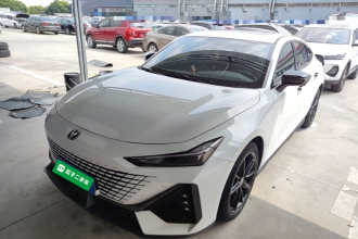 长安UNI-V 2023款 1.5T 尊享型