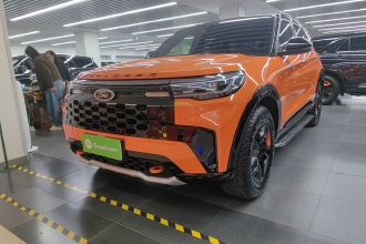 福特 探险者 2023款 EcoBoost 285 昆仑巅峰版 7座