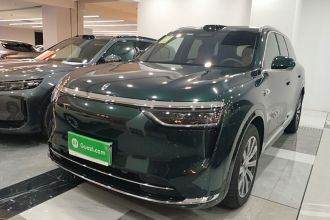 鸿蒙智行 问界M8 2025款 增程 Max+版 53.4kWh 5座版 (192线激光雷达）
