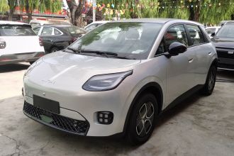 埃安 AION UT 2026款 320 星辉版