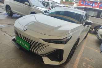 长安UNI-V 2023款 1.5T 尊贵型