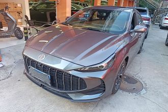 名爵 MG5 2025款 300TGI 全球旗舰版
