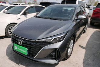 长安 逸动 2025款 PLUS 1.5L 手动豪华版