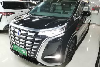 腾势D9 2022款 DM-i 970 四驱旗舰型