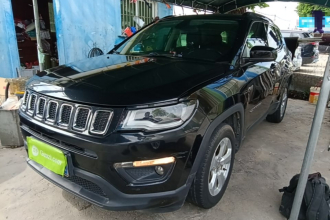 Jeep 指南者 2017款 200T 自动家享版
