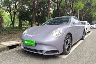 欧拉闪电猫 2022款 555km 尊贵版