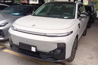 零跑汽车 零跑B10 2025款 600悦享版