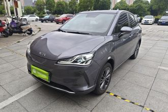 哪吒汽车 哪吒V 2022款 潮 400 Lite