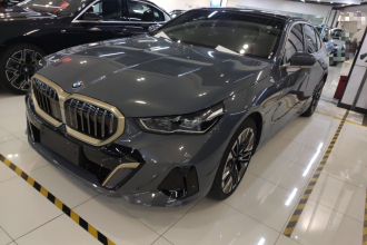 宝马5系 2024款 530Li 尊享型 M运动套装