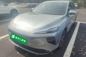 荣威D6 2025款 450km 尊享版