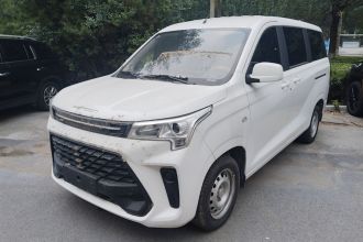 东风风光 风光380 2022款 1.5L 精典型客车 7座