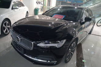 沃尔沃S90 2023款 B5 智逸豪华版