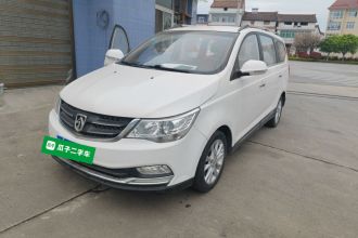 宝骏730 2016款 1.5L 手动舒适型 7座 国V