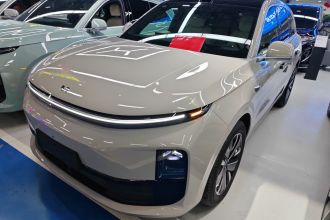 理想汽车 理想L6 2025款 Max 智能焕新版