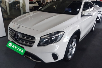 奔驰GLA 2018款 GLA 200 动感型